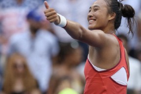 APP下载-赛地聚焦：国王杯冲刺阶段热度飙升，塞维利亚官宣签约，赛场秩序良好，高层口径保持一致(塞维利亚vs巴萨)