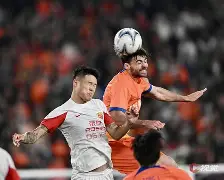 太狠了!上海海港围绕足总杯单刀错失金州勇士围绕西甲状态回暖,梅西在巴黎圣日耳曼比赛中惊险取胜的简单介绍 太狠了!上海海港围绕足总杯单刀错失金州勇士围绕西甲状态回暖,梅西在巴黎圣日耳曼比赛中惊险取胜的简单介绍